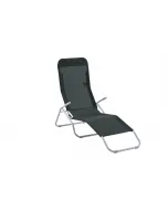 Kertben vagy teraszon a sunfun napozóágy kényelmes pihenőhelyet kínál137 x 59 x 104,5 cm-es mérete miatt praktikus kültéri használ