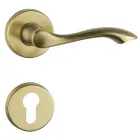 Anyaga: zamak cilinderes kivitel színe: súrolt bronz