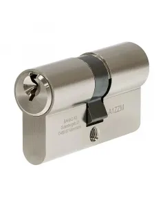 Méret: 28/34 mm fúrás elleni védelemmel 4 db kulccsal 5 csapos szerkezet