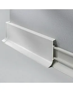 Logoclic ksl szegőléc világosszürke színben mérete: 2500 x 60 x 18,5 mm masszív, korhadásálló egyszerű szerelés és könnyen sz�