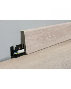 Logoclic aquaprotect smart silent szegőléc lombok oak dekorral mérete: 2600 x 18 x 58 mm o.r.c.a. nedvességálló technológia rejtett
