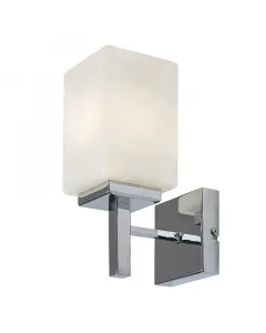 A rÁbalux márkájú fali lámpa króm kivitelben modern fürdőszobai megjelenést ad1 x 10 w teljesítményű e14-es foglalat biztosítja