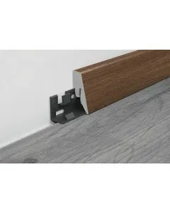 Logoclic k40c szegőléc hickory donada tölgy dekorral mérete: 2600 x 40 x 19 mm könnyen felszerelhető tartós és hosszú élettartam
