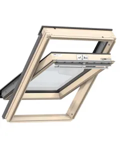 Velux standard billenő tetőtéri ablak 55x78cm-es méretben 3 rétegű üvegezés  lakkozott fa szerkezet felső kilincses működtetés�