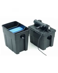 8000 l-es tavakhoz szivattyú teljesítménye: 1500 l/h 7 w-os uv-c-előtisztítóval