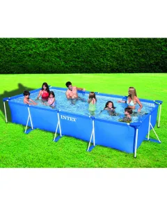 Az intex merevfalú medence 450x220x84 cm méretben könnyen telepíthető a kertbenerős acél váz merev tartást és nagyobb stabilitást