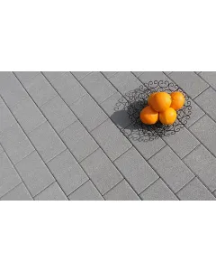 Kvarchomokkal kevert felület mérete: 13,3 x 20 x 5cm anyagszükséglet: 37,6 db/m2 kombinálható más semmelrock térkőrendszerekkel