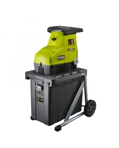 Teljesítmény: 3000 w max. vágási átmérő: 45 mm gyűjtőtartály kapacitása: 55 l
