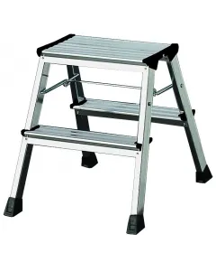 Roll-stop rendszer fokok száma: 2 x 2 max. terhelhetőség: 150 kg max. munkamagasság: 2,45 m anyaga: alumínium Összecsukható