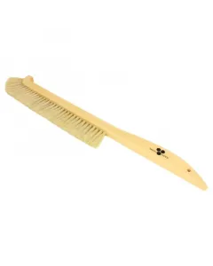 Méhészeti felhasználásra a nyél hossza (a sörték aljáig): 20 cm. a kefe fejének hossza: 24 cm sörték hossza: 4,5 cm