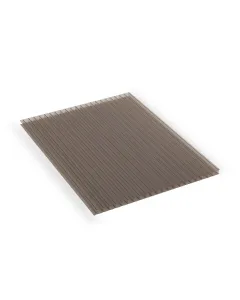 Vastagsága: 10 mm uv-védelem: 1 oldalon koextrudált fényáteresztés: 35% rádiuszérték: 2000 mm 10 év korlátozott garancia 